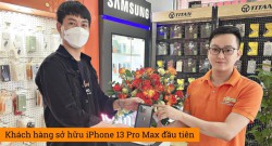 Khách hàng sở hữu iPhone 13 Pro Max đầu tiên