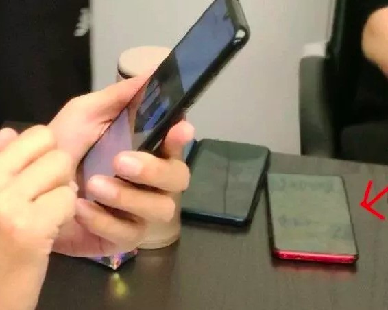 Phó chủ tịch Xiaomi nói điểm benchmark AnTuTu flagship chạy Snapdragon 855 của hãng là