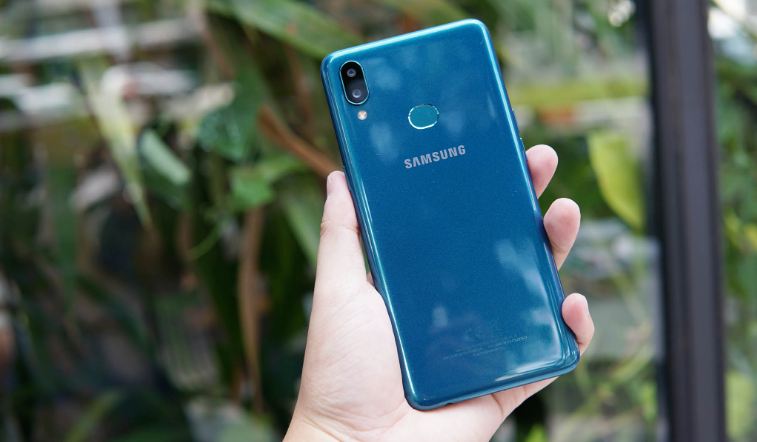 Giá Samsung A10s hơn 3 triệu: Phù hợp với người dùng phổ thông