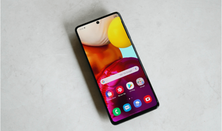 Trên tay Samsung A71: Chip Snap 730, 4 camera sau 64MP, màn 6,7inch