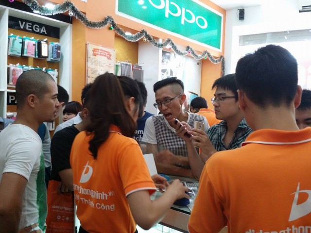 Cơn Bão SmartPhone Nhật càn quét thị trường Di Động Việt Nam - Di Động Thông Minh