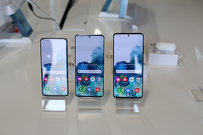 Những hình ảnh trên tay Samsung S20 Series mới nhất ngày 12/02