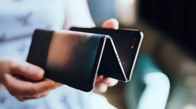 Samsung đang làm việc trên Galaxy Z Fold Tab có thể gập lại