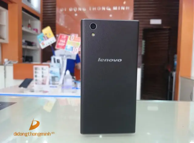 Hình ảnh thực tế Lenovo P70 chính hãng nắp nưng giả da màu nâu - Sang trọng hơn, Đẳng cấp hơn - Di Động Thông Minh