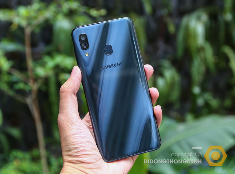 Giá hơn 5 triệu có nên mua Samsung A30 ở thời điểm này?