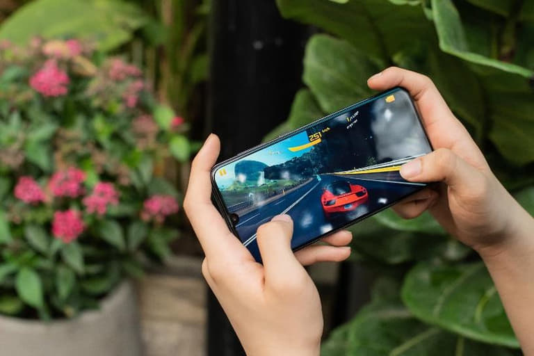 Đánh giá Samsung A50: Cánh én nhỏ bao trùm phân khúc tầm trung