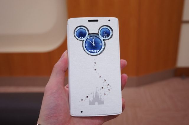 Trên tay LG Disney DM-01G: Chip S801, Camera 13.1mpx, chống nước chống bụi, giá cực rẻ - Di Động Thông Minh