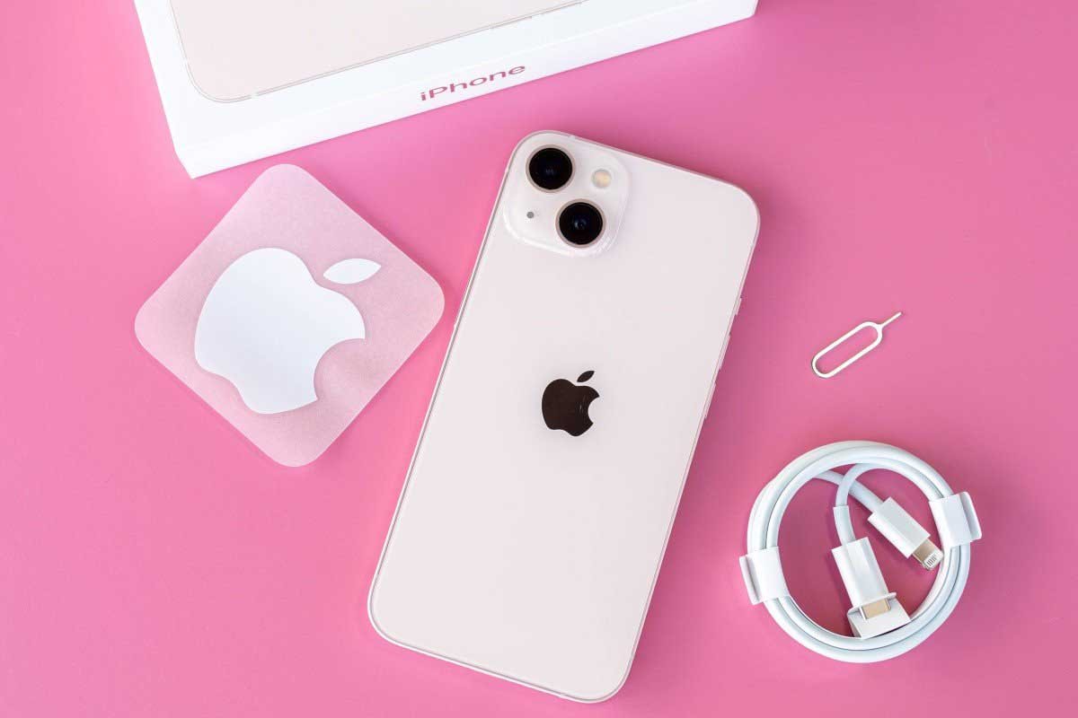 Đánh giá iPhone 13 siêu chi tiết: Có nên mua iPhone 13 thời điểm này?