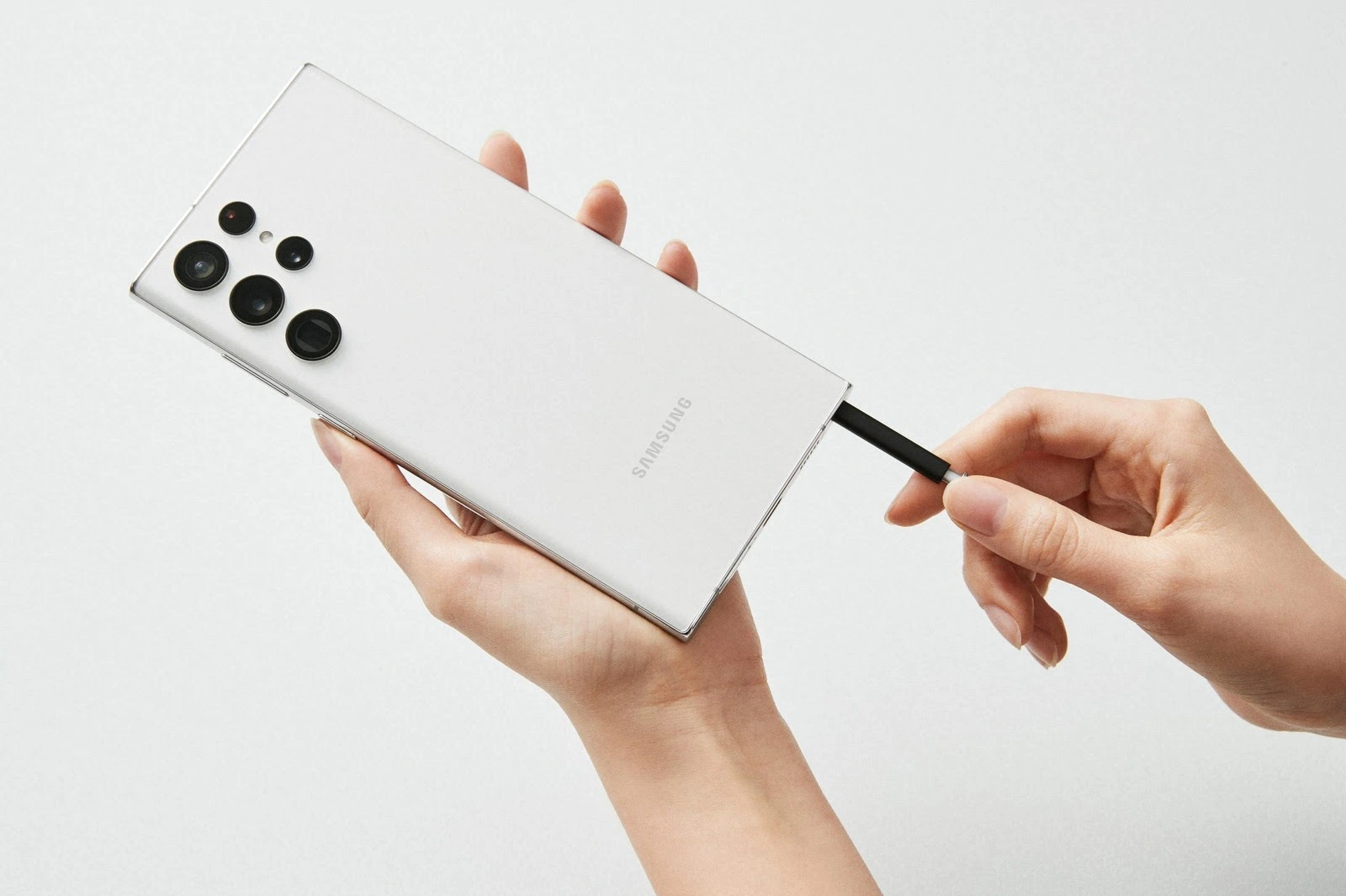 Bút S-pen trên Samsung Galaxy S22 Ultra 5G Mỹ Cũ