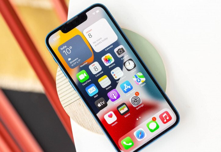 Thời lượng Pin trên iPhone 13 128GB Mini nhiều hơn 1.5 tiếng