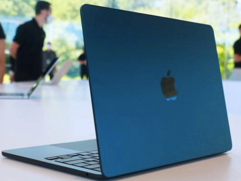 Thiết kế Macbook Pro M2 chính hãng