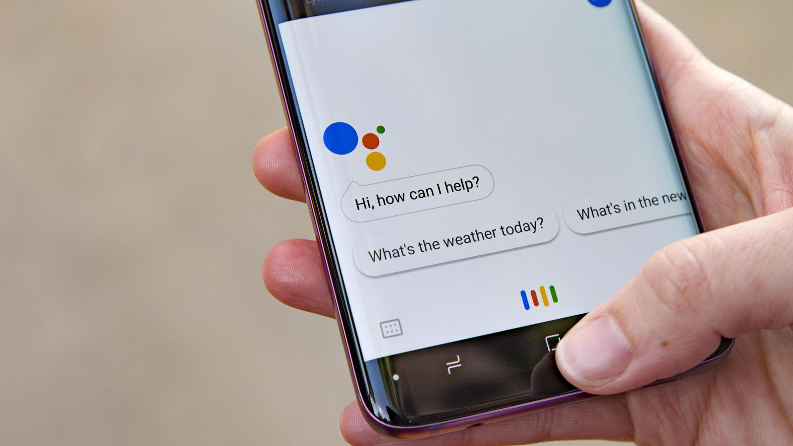 Sự thiếu vắng của Google Assistant trên iPhone