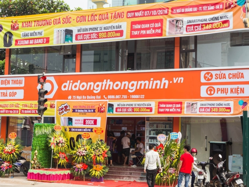 Đặt mua ốp lưng iPhone 14 Pro Max Clear Case with MagSafe chính hãng tại Di Động Thông Minh