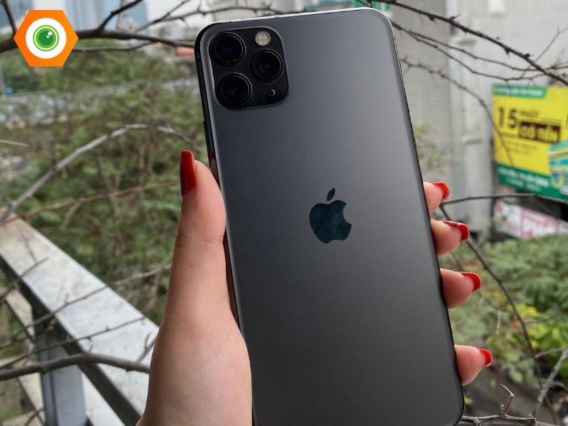 dac-diem-noi-bat-iPhone-11-Pro-Max-cu-xuoc-nho