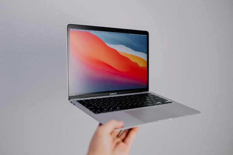 WWDC sẽ diễn ra sau chưa đầy hai tháng nữa, sẽ khá hợp lý khi Apple ra mắt MacBook Air 15 inch tại Hội nghị các nhà phát triển toàn cầu
