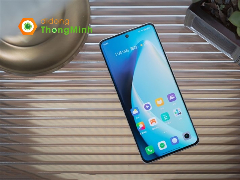 Realme 10 Pro Plus hứa hẹn cho trải nghiệm hiển thị sắc nét, thao tác mượt mà, màu sắc tươi tắn