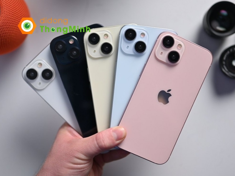 Thật khó để phân biệt iPhone 15 Plus 512GB và phiên bản tiền nhiệm