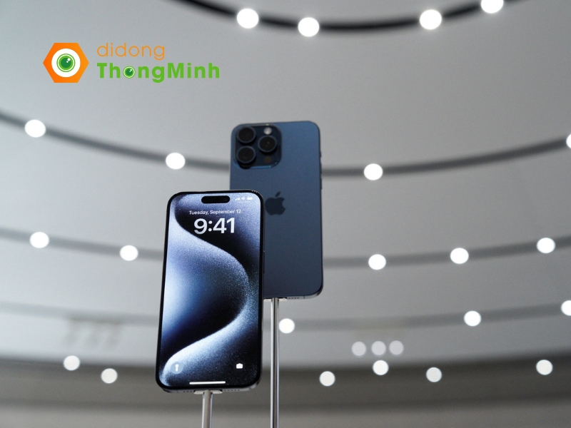 Cung cấp năng lượng cho iPhone 15 Pro 128GB là con chip A17 Pro siêu mạnh mẽ