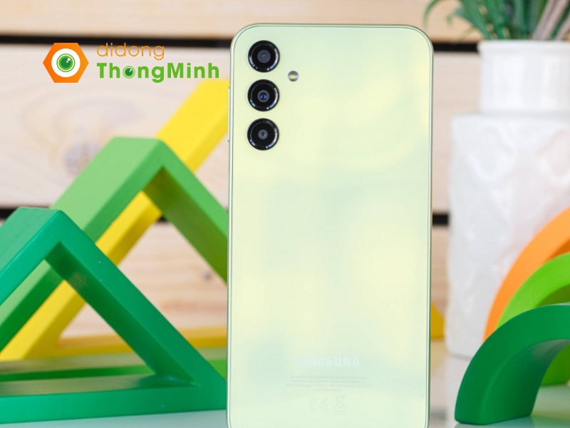 Samsung Galaxy A24 thuộc phân khúc điện thoại giá rẻ nhưng vẫn đảm bảo xử lý tốt hầu hết các tác vụ