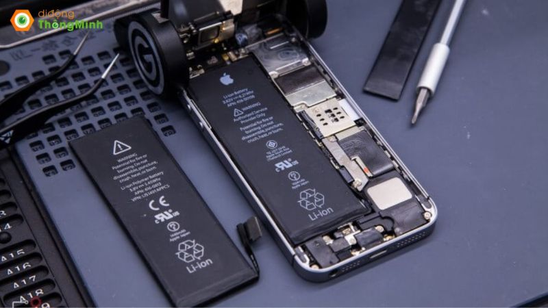 Pin iPhone là linh kiện hoàn toàn có thể thay thế.