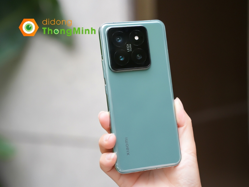 Xiaomi 14 Pro 16GB/1TB có phần vuông vức hơn, đảo camera khác biệt