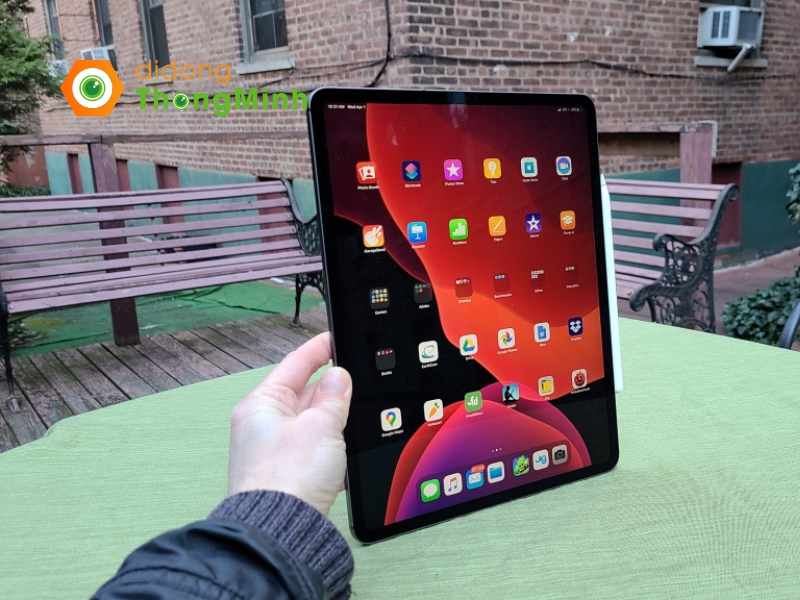 iPad Pro 11 inches 2020 (4G + Wifi) 256GB Cũ New 99%